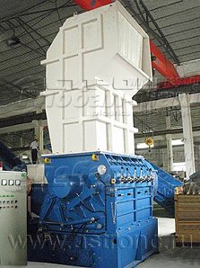 Дробилка крупногабаритных полимерных отходов PC-66160